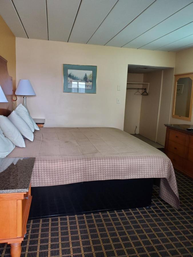 Budget Inn Of Bay City Exterior photo